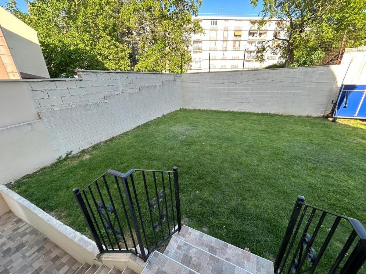 Best Holliday Home For Family Newly Renovated Garges-lès-Gonesse المظهر الخارجي الصورة